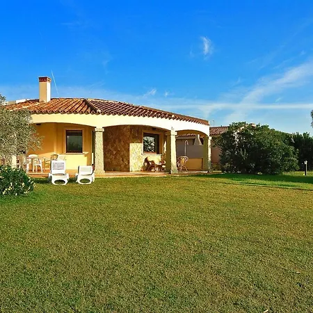 Flat With Barbecue In Castiadas