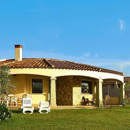 Flat With Barbecue In Castiadas